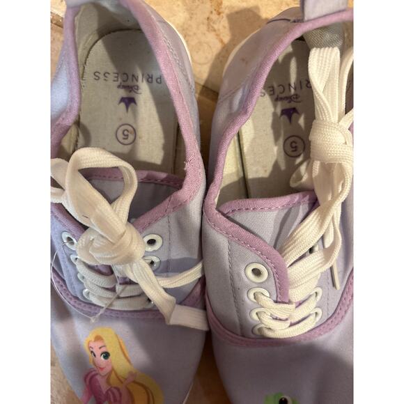Disney Princess size 5 sneakers Tangeled - Picture 2 of 3